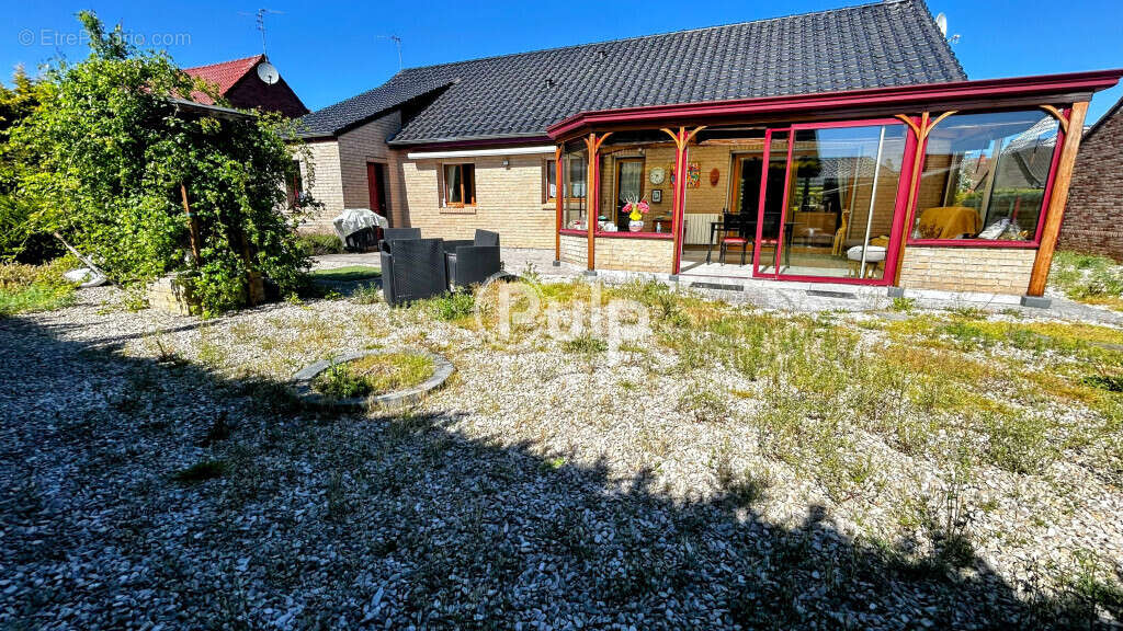 Maison à DOURGES