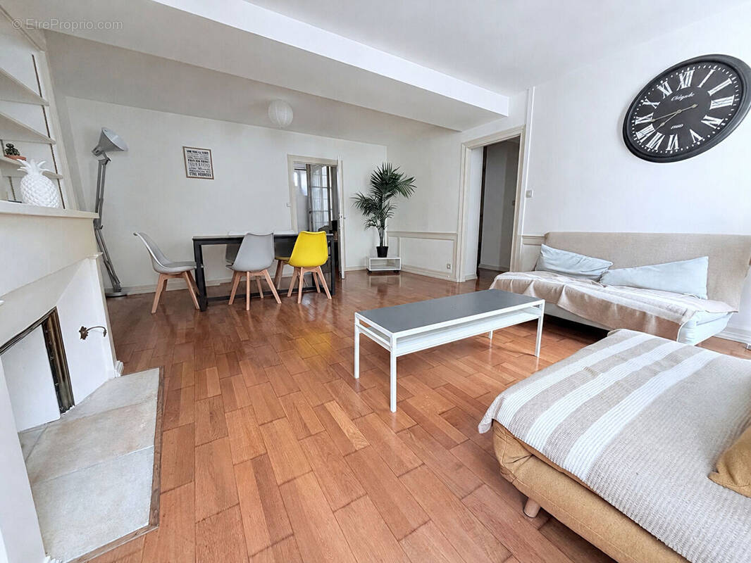 Appartement à LA ROCHELLE