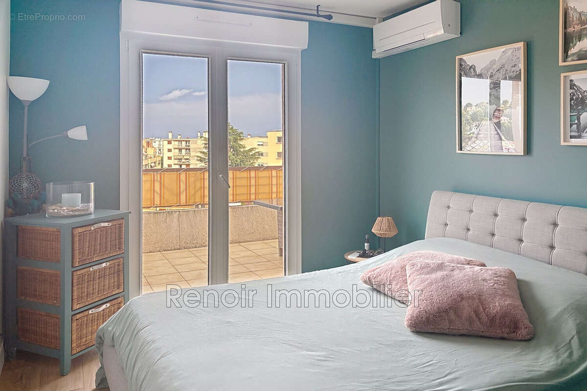 Appartement à CAGNES-SUR-MER
