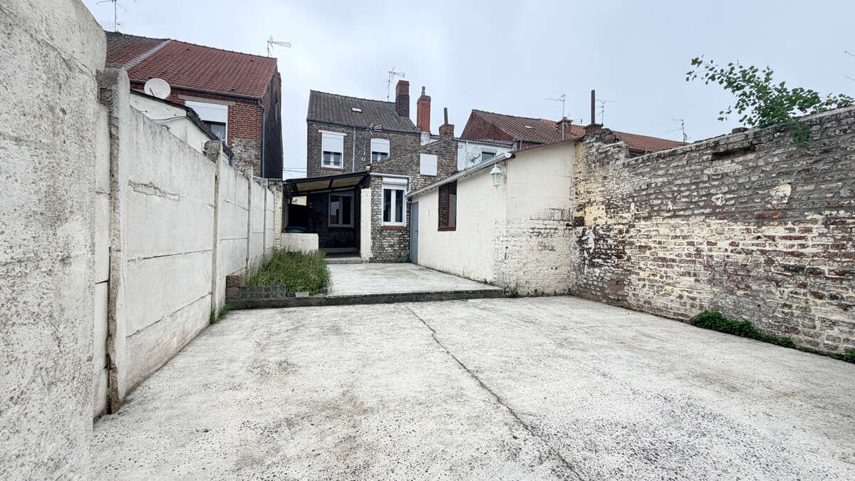 Maison à ROEULX