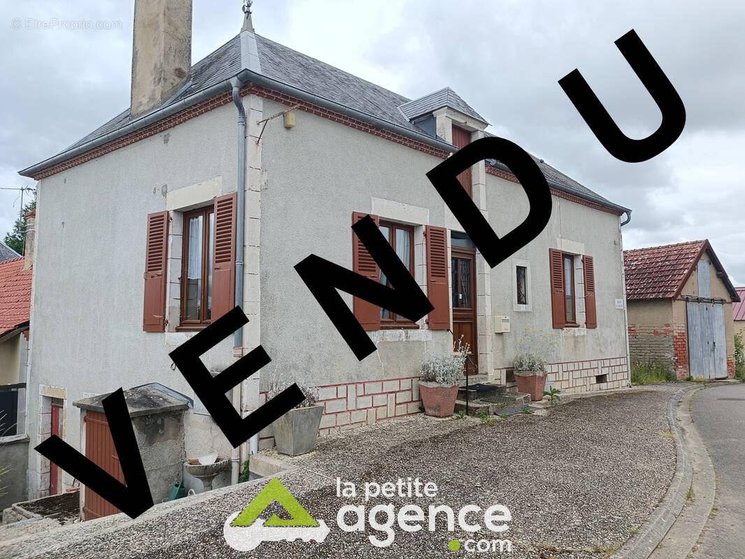 Maison à GROISES