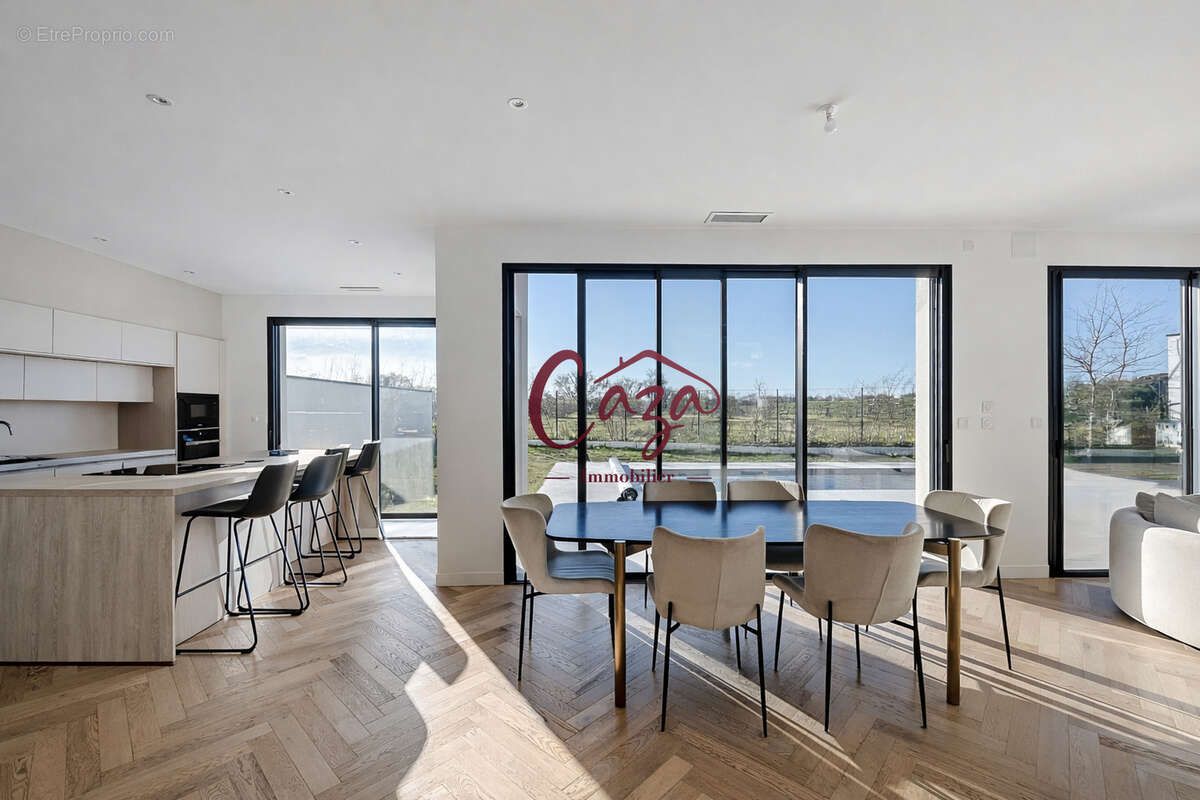 Maison à CARIGNAN-DE-BORDEAUX