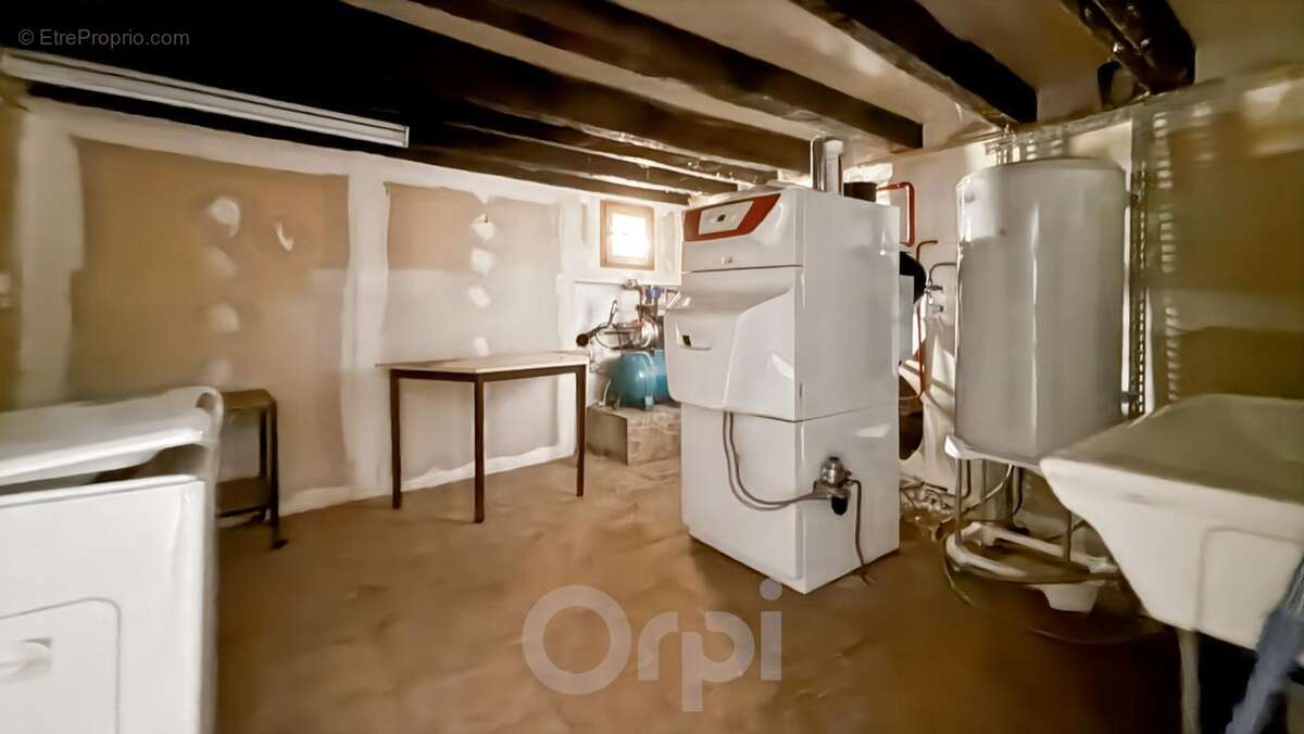 Maison à SAINT-SULPICE-LAURIERE