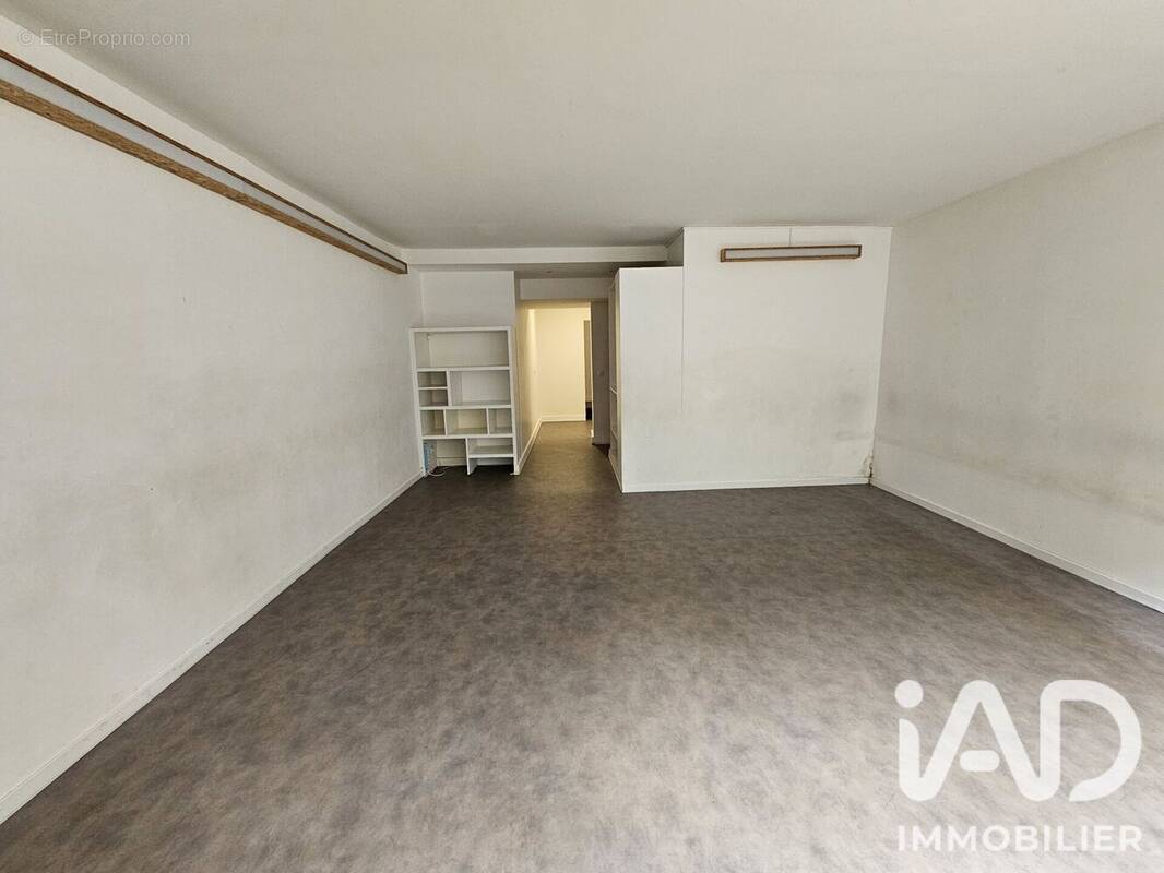 Photo 1 - Commerce à NEUILLY-SUR-SEINE