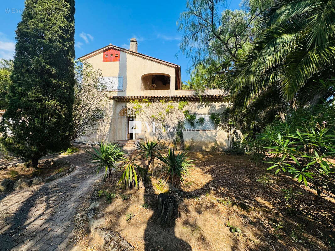 Maison à GRIMAUD