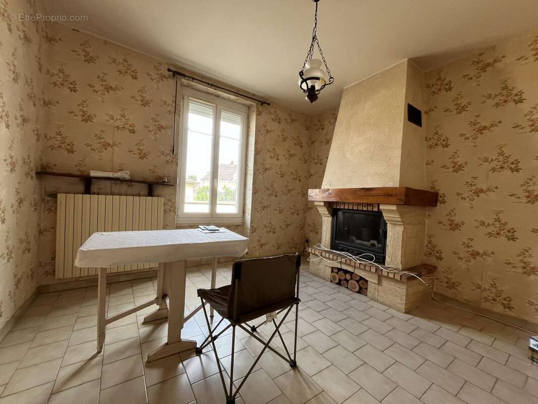 Maison à CONNERRE