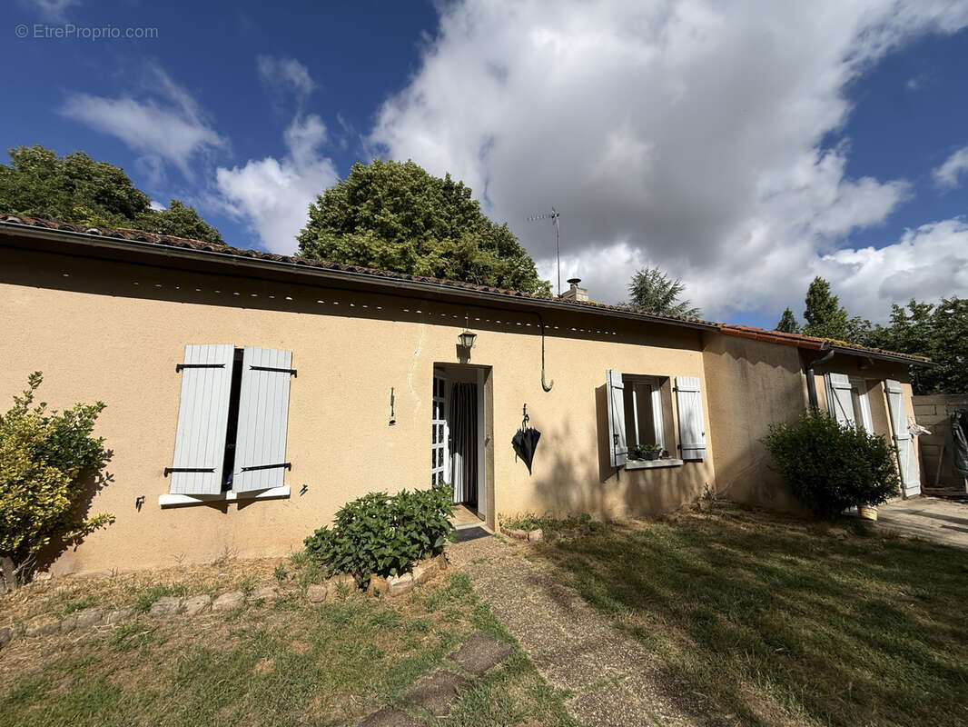 Maison à LA VILLEDIEU-DU-CLAIN