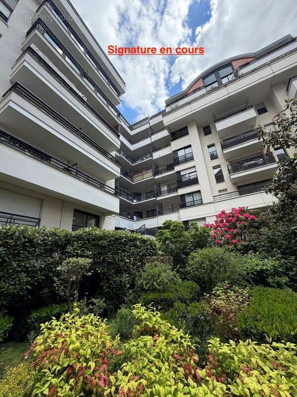 Appartement à ISSY-LES-MOULINEAUX