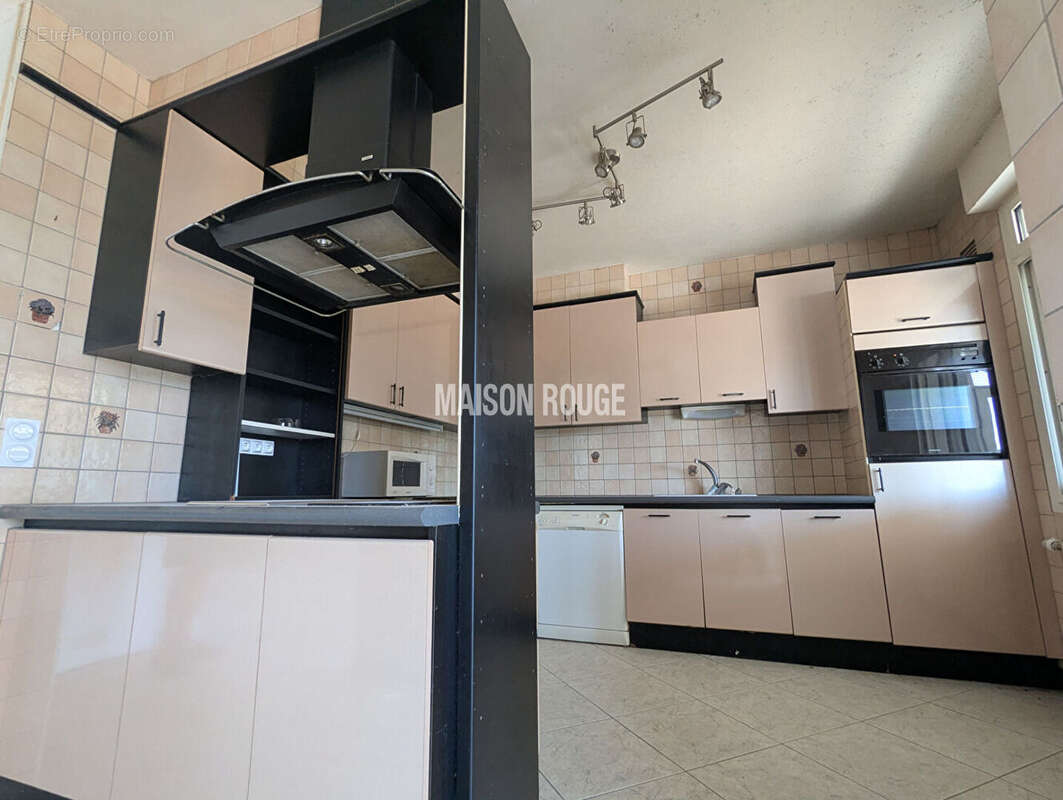 Maison avec un au fort potentiel (161 m²) - photo 8