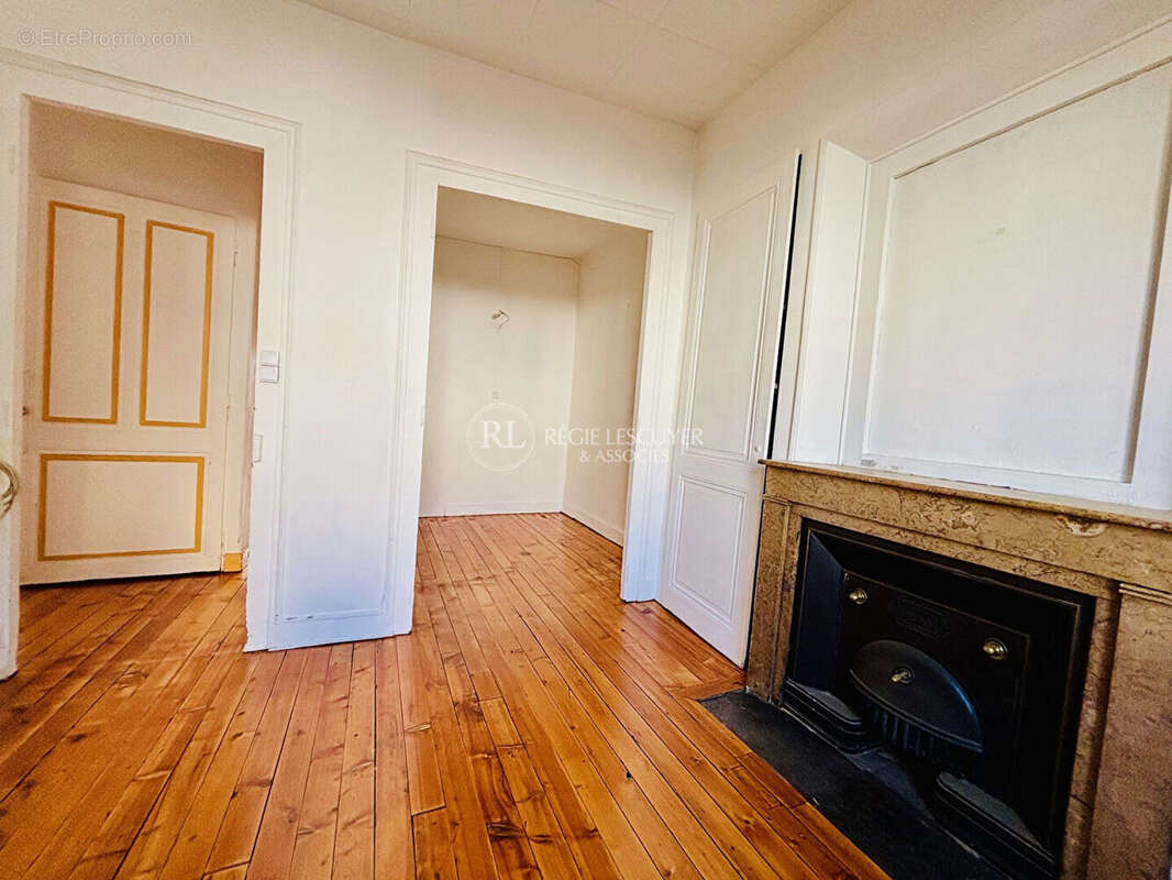 Appartement à LYON-6E