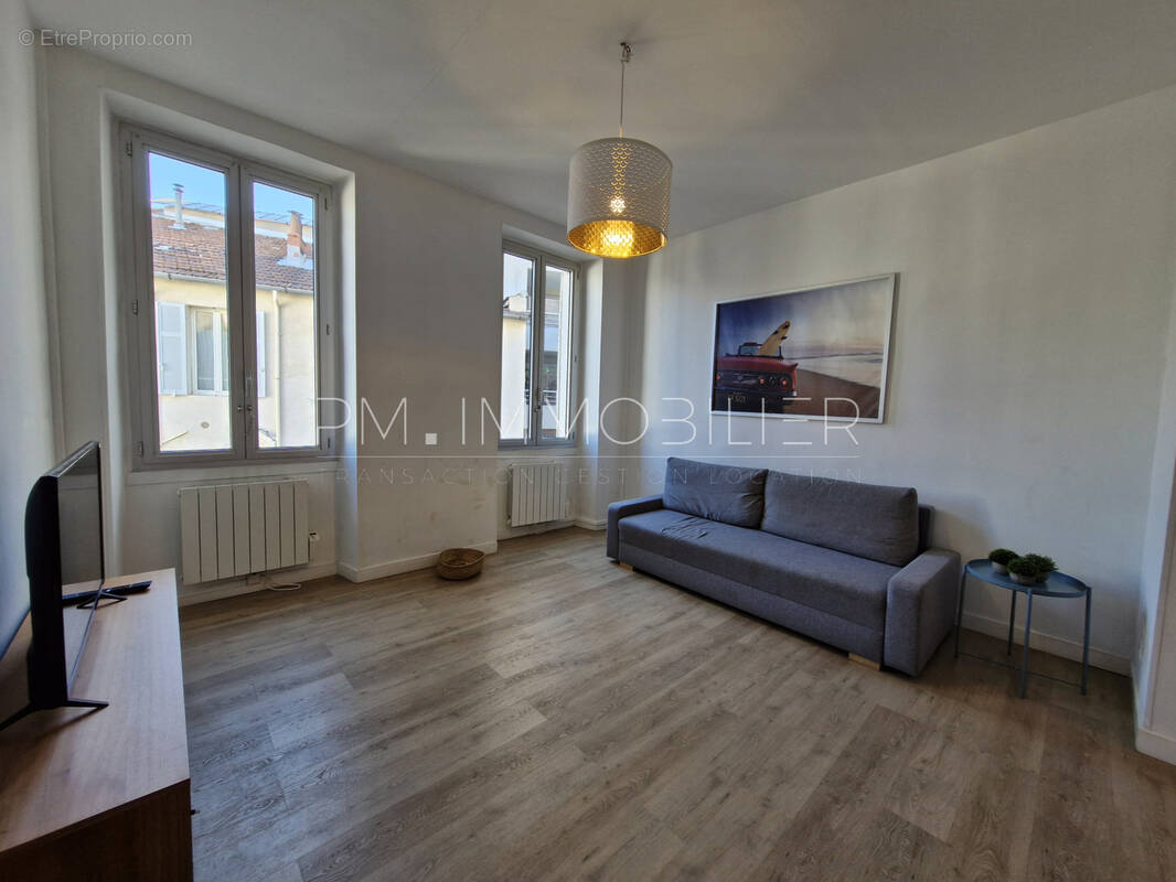Appartement à MARSEILLE-8E