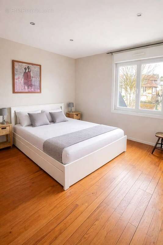 Appartement à TROUVILLE-SUR-MER