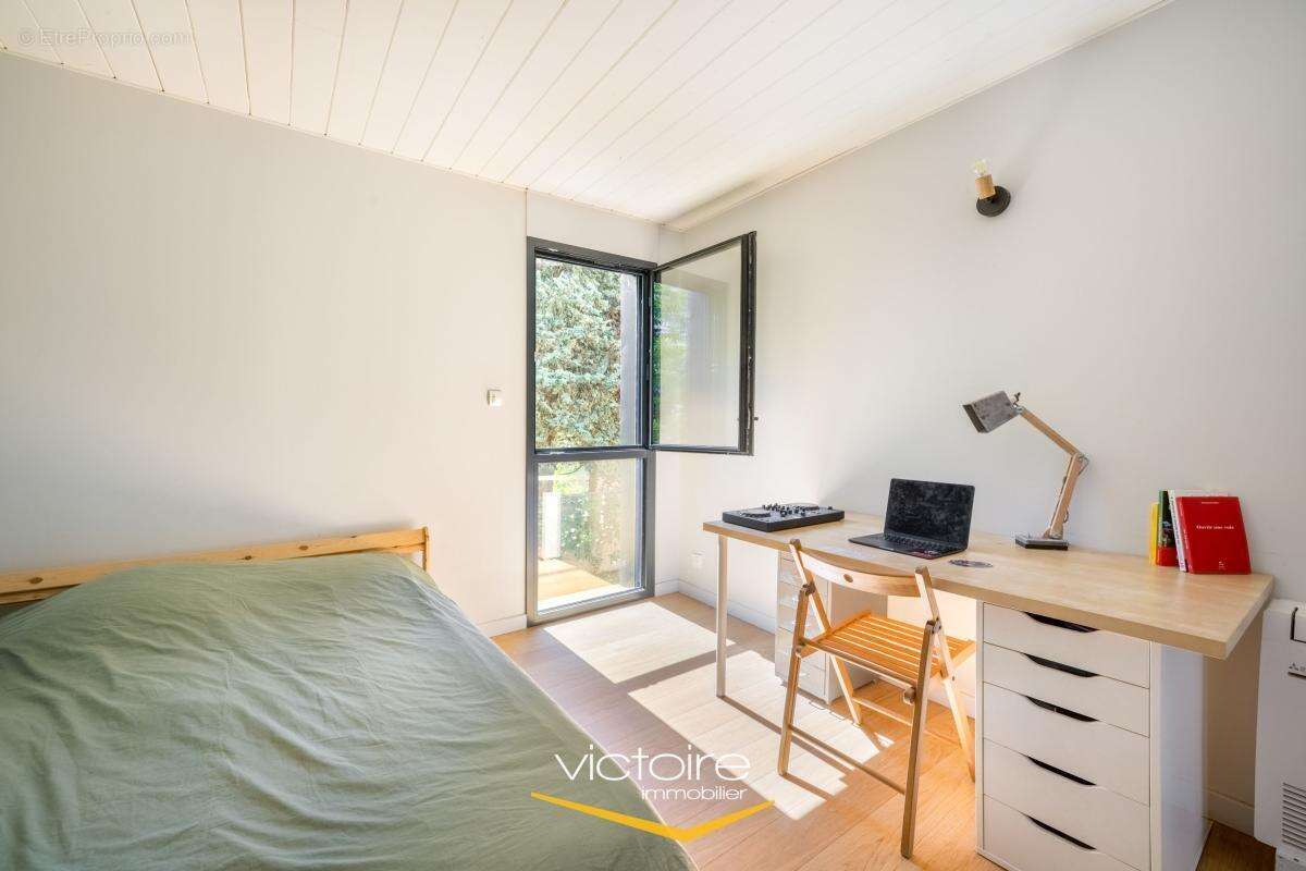 Maison à LYON-8E