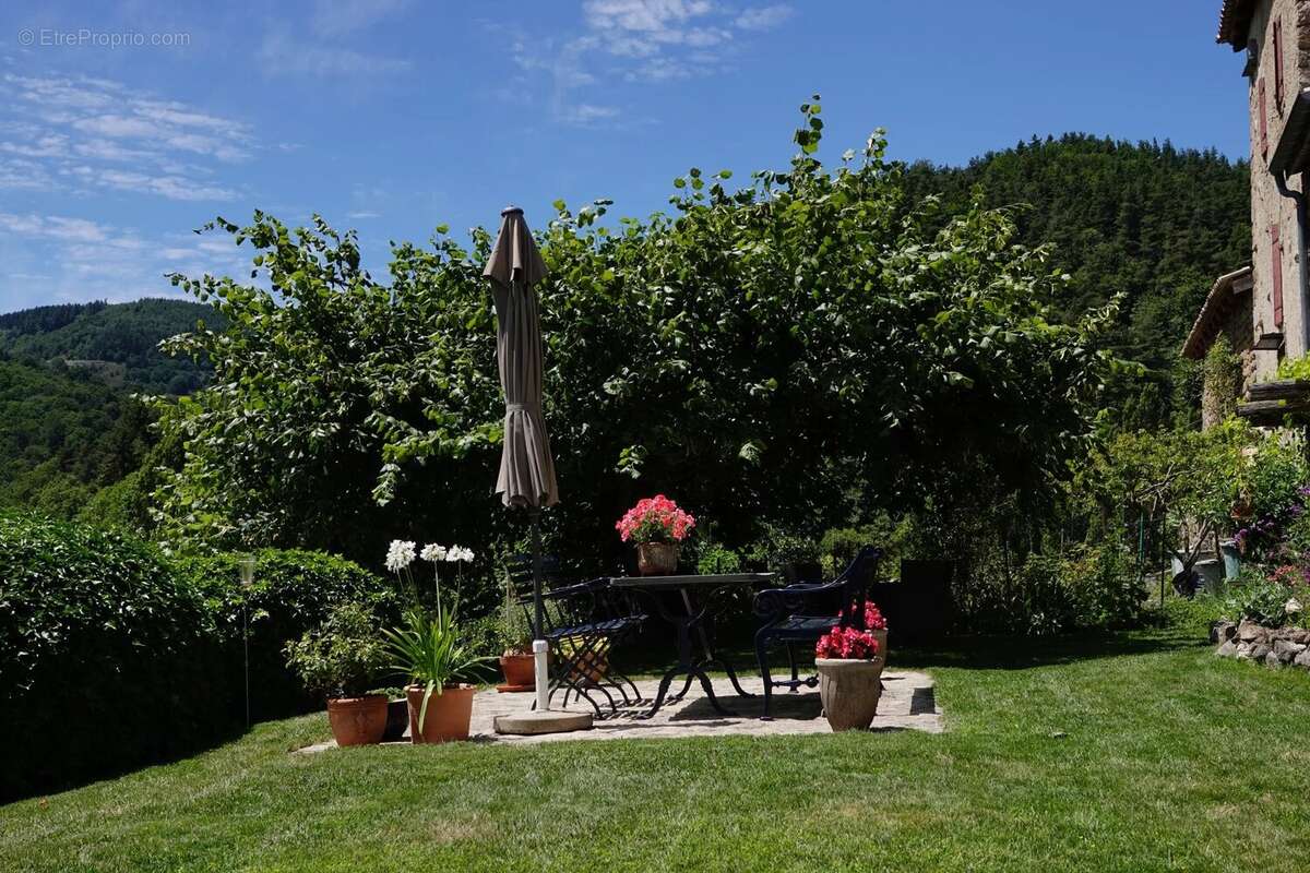 Appartement à PRIVAS