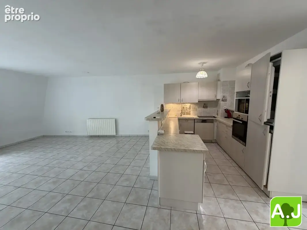 Appartement 3 pièces 74 m² à vendre à Ezy-Sur-Eure (27530) - photo 4