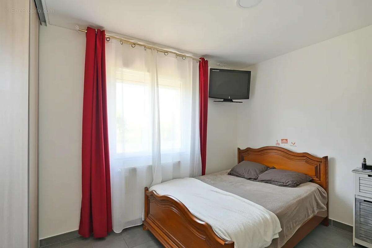 Maison de 5 pièces de 119 m² à Saint-Remèze - photo 23