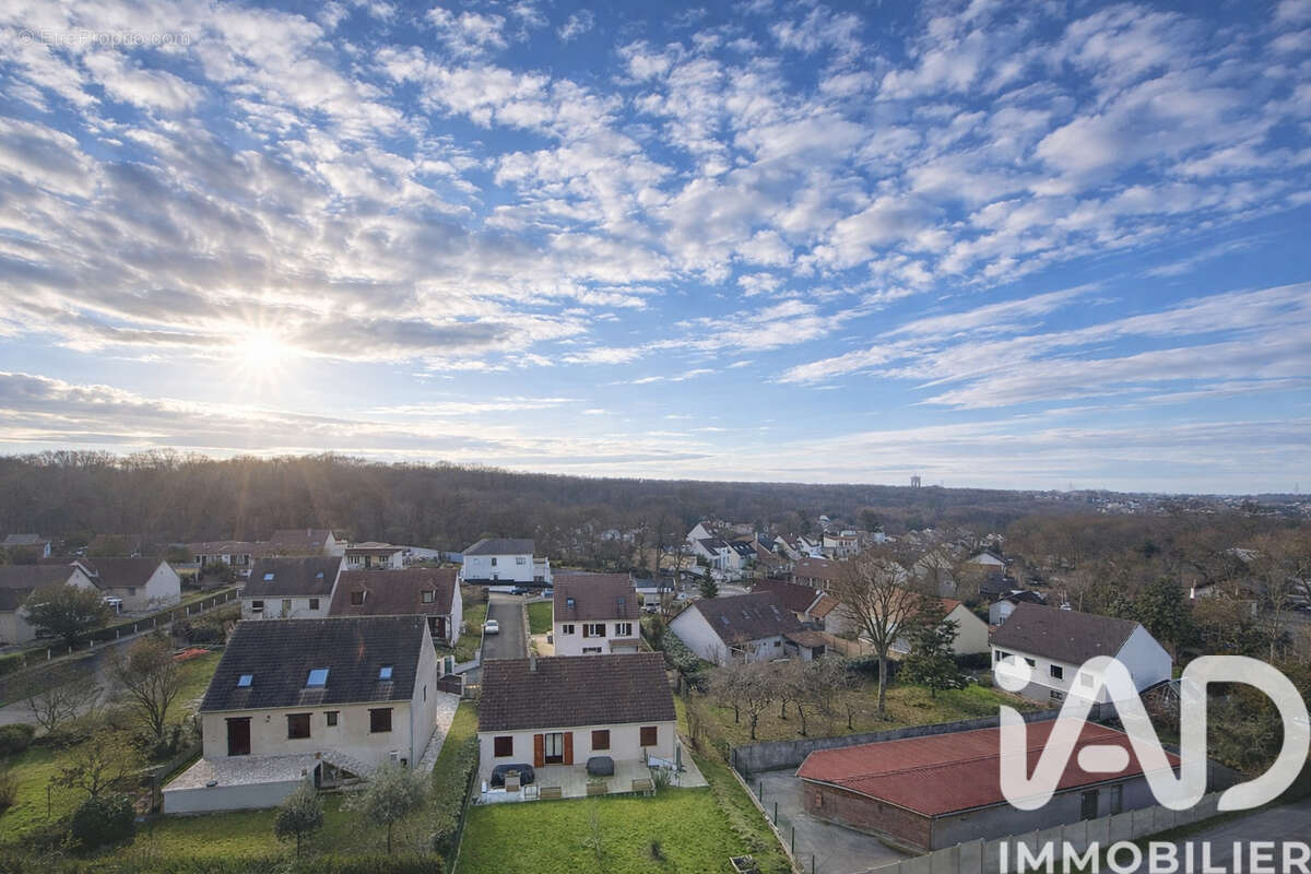 Photo 3 - Appartement à BOUSSY-SAINT-ANTOINE