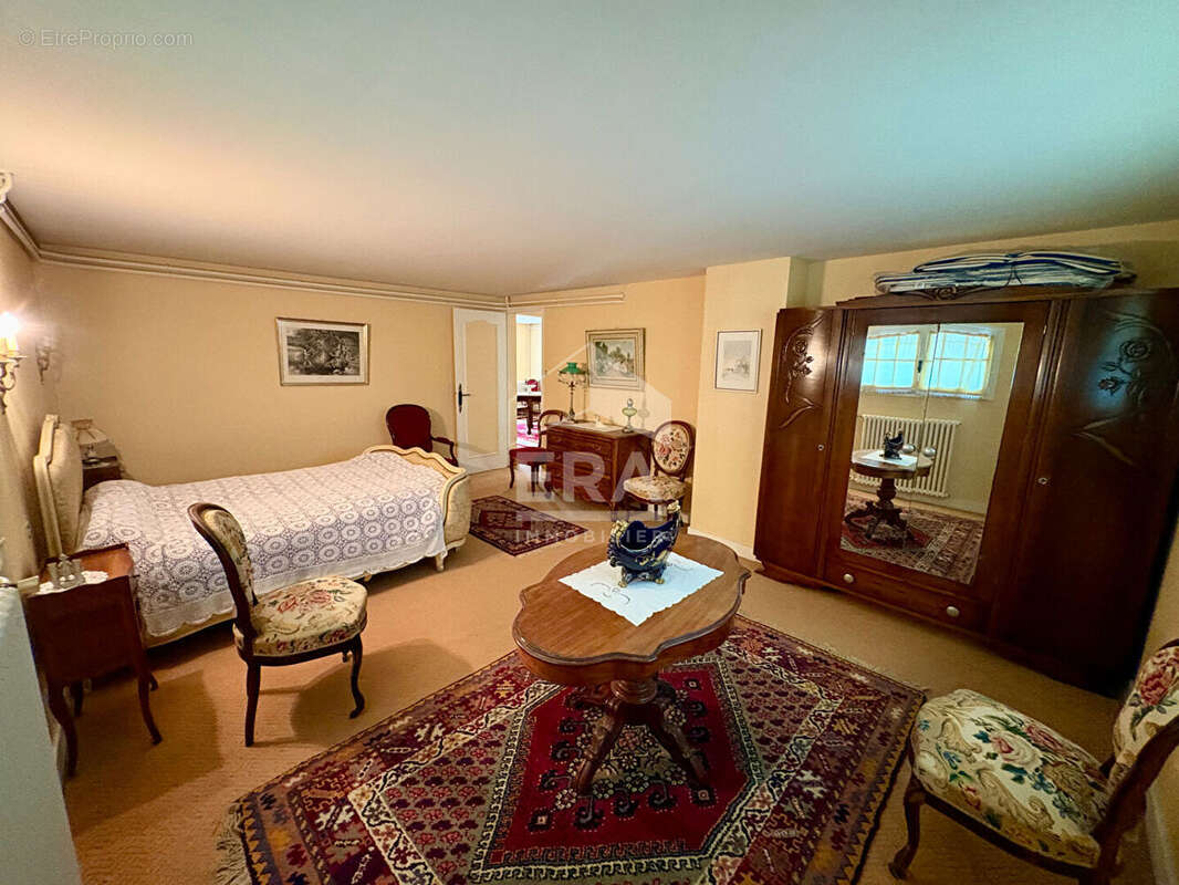 Maison Pineuilh 7 pièces, 180 m2 habitable, 5 chambres, garage,  à pied de la ville et de la gare - photo 17