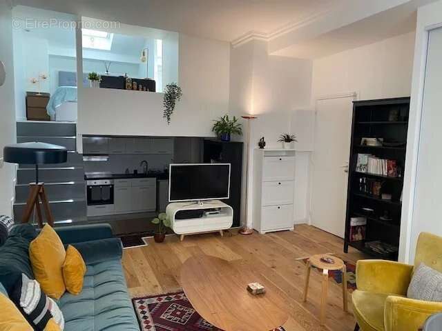 Appartement à PARIS-12E