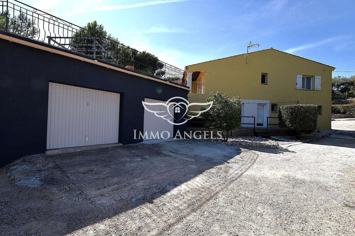 Maison à ENSUES-LA-REDONNE