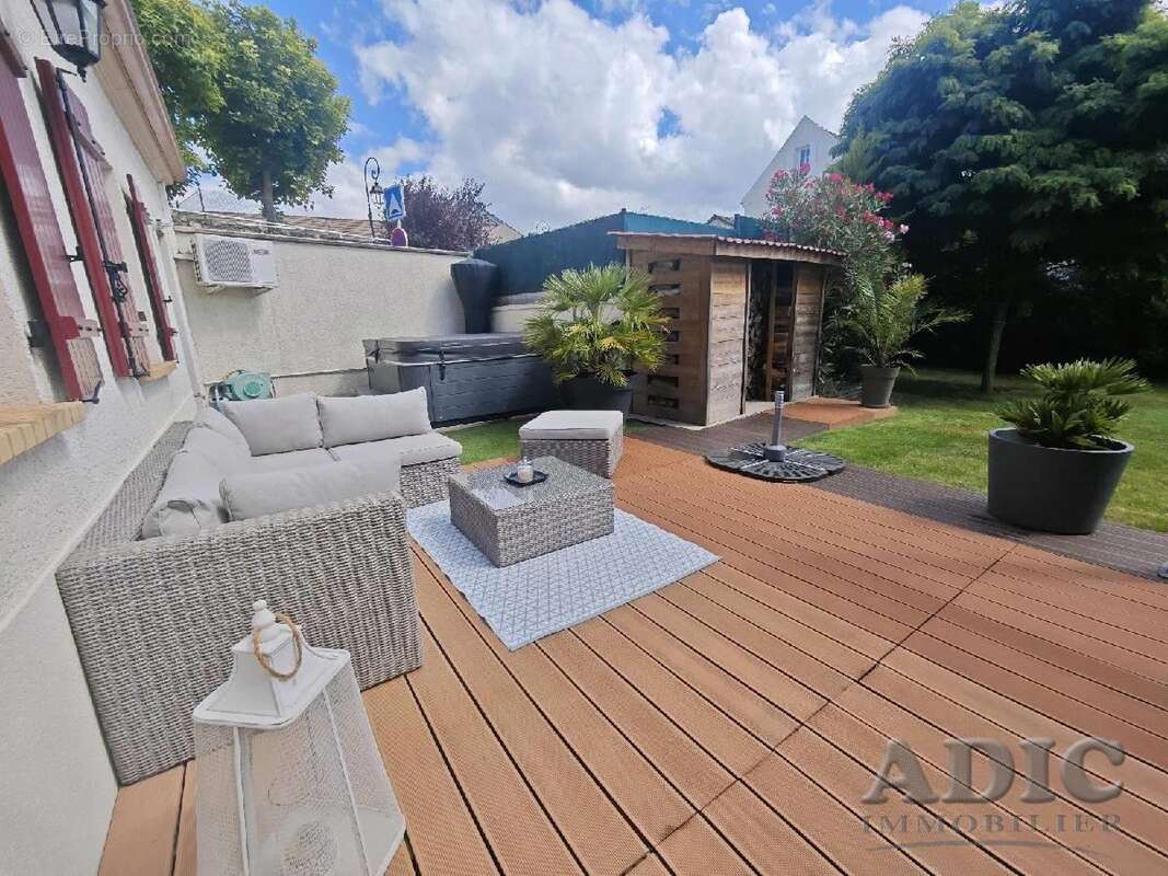 Maison à MOUSSY-LE-VIEUX