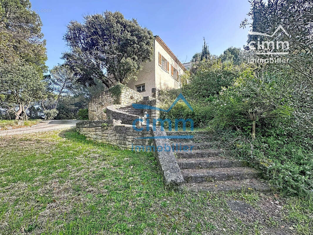 Maison 180 m² à Carpentras  - photo 4