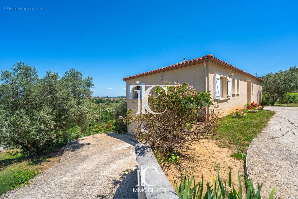 Maison à LES VANS