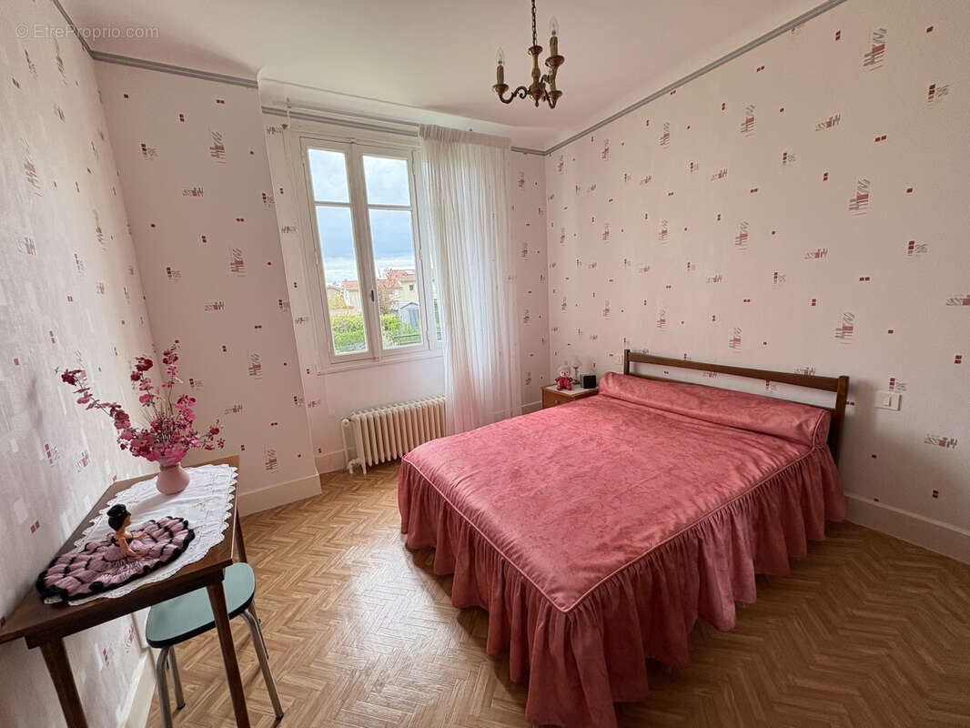 Maison à SORBIERS