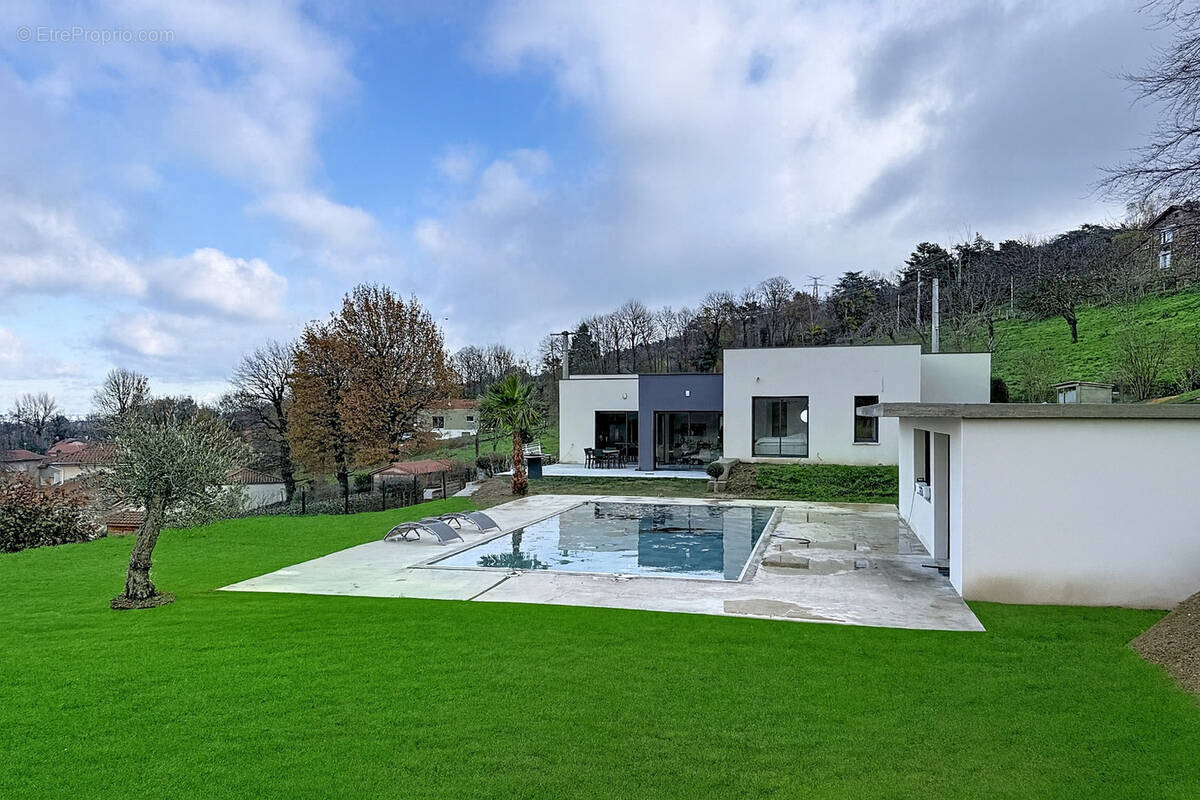 Maison à SAINT-CHAMOND