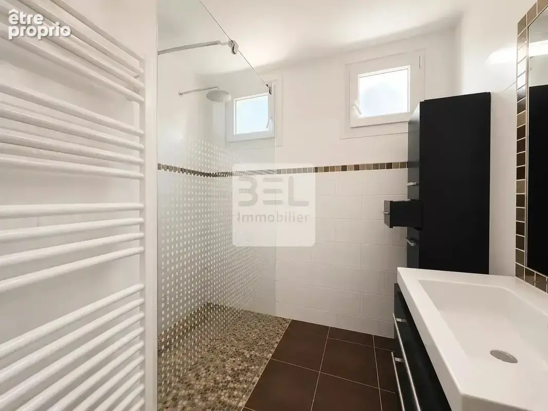 Belle maison de 6 pièces avec piscine à Vénéjan - photo 7