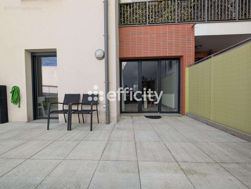Appartement à EPINAY-SUR-SEINE