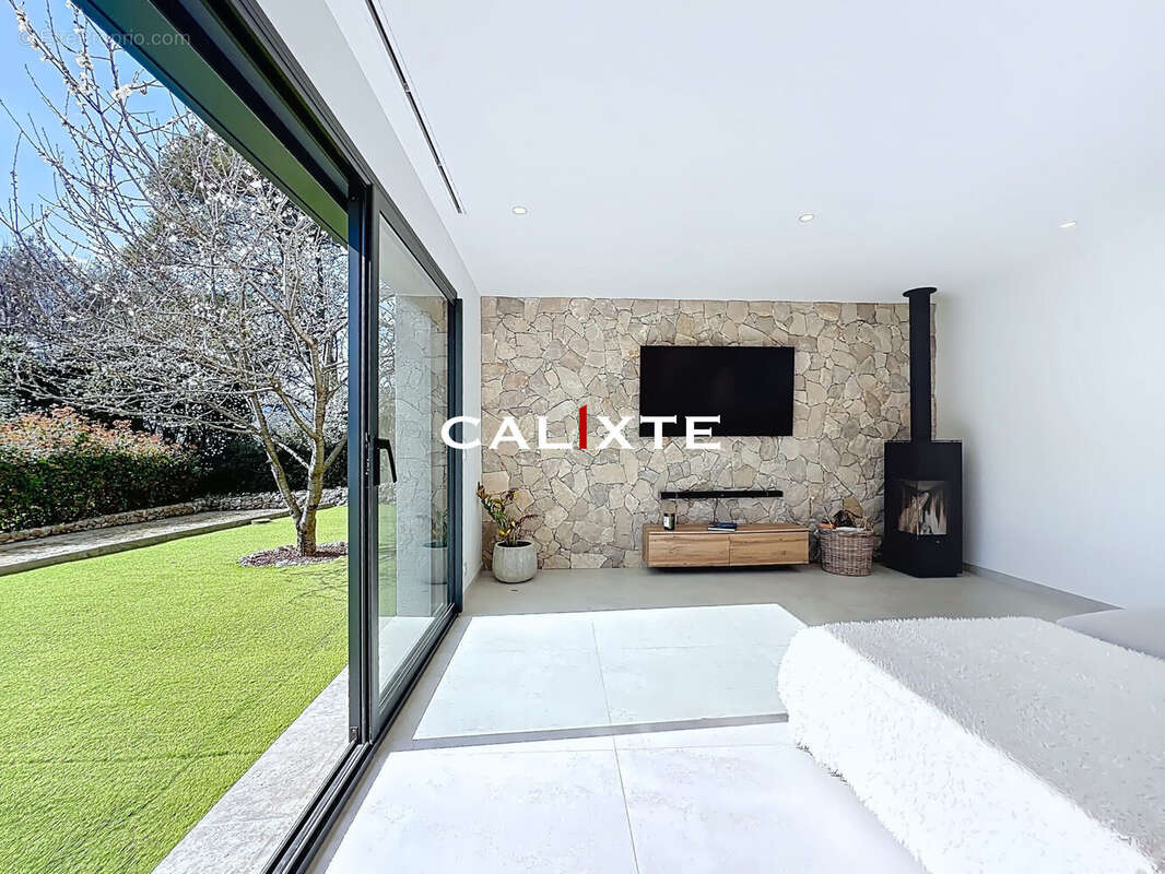 Maison à PEYMEINADE