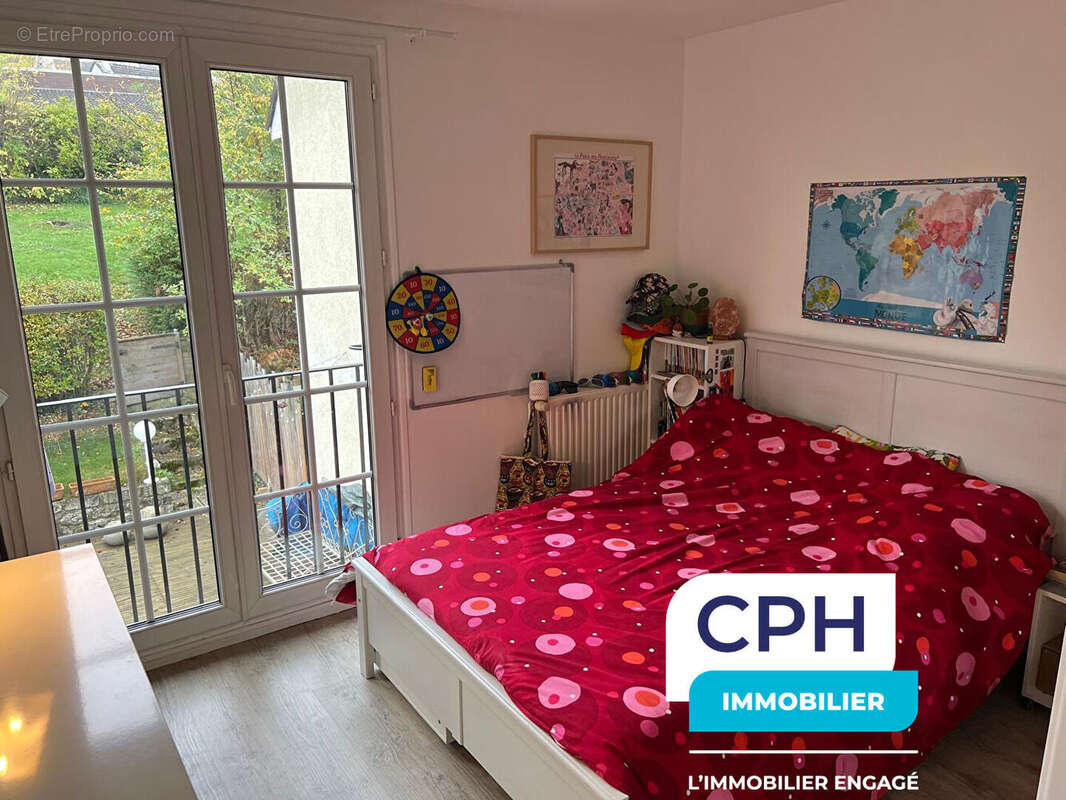 Maison à MANTES-LA-VILLE