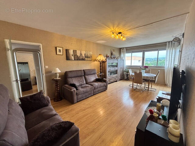 Appartement à SAINT-PIERRE-LES-ELBEUF