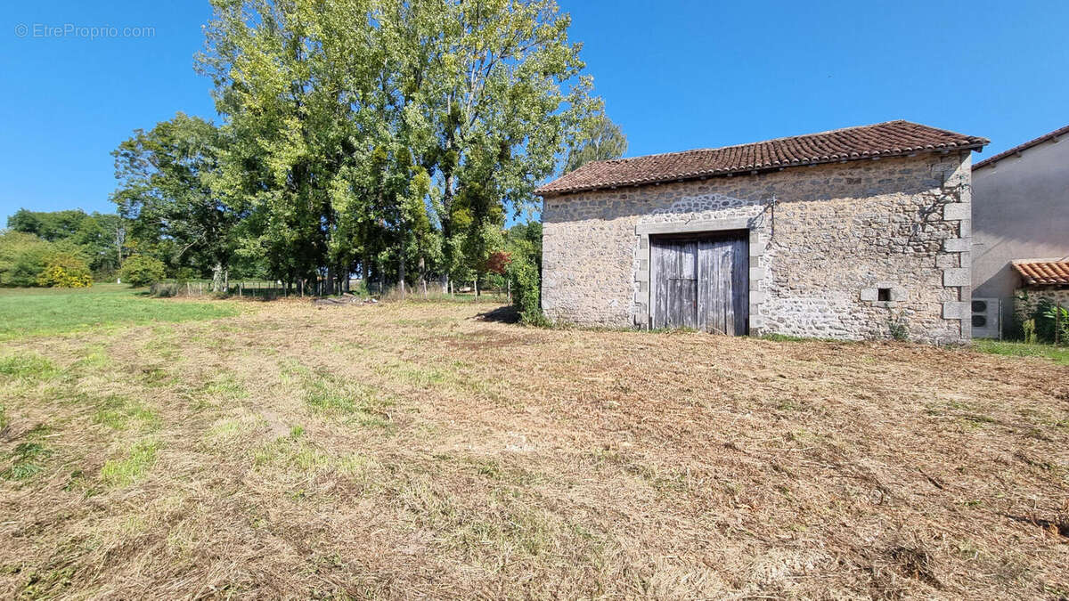 20250919_151111 - Maison à PIEGUT-PLUVIERS