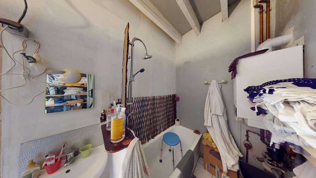 Maison à SAINT-SATUR