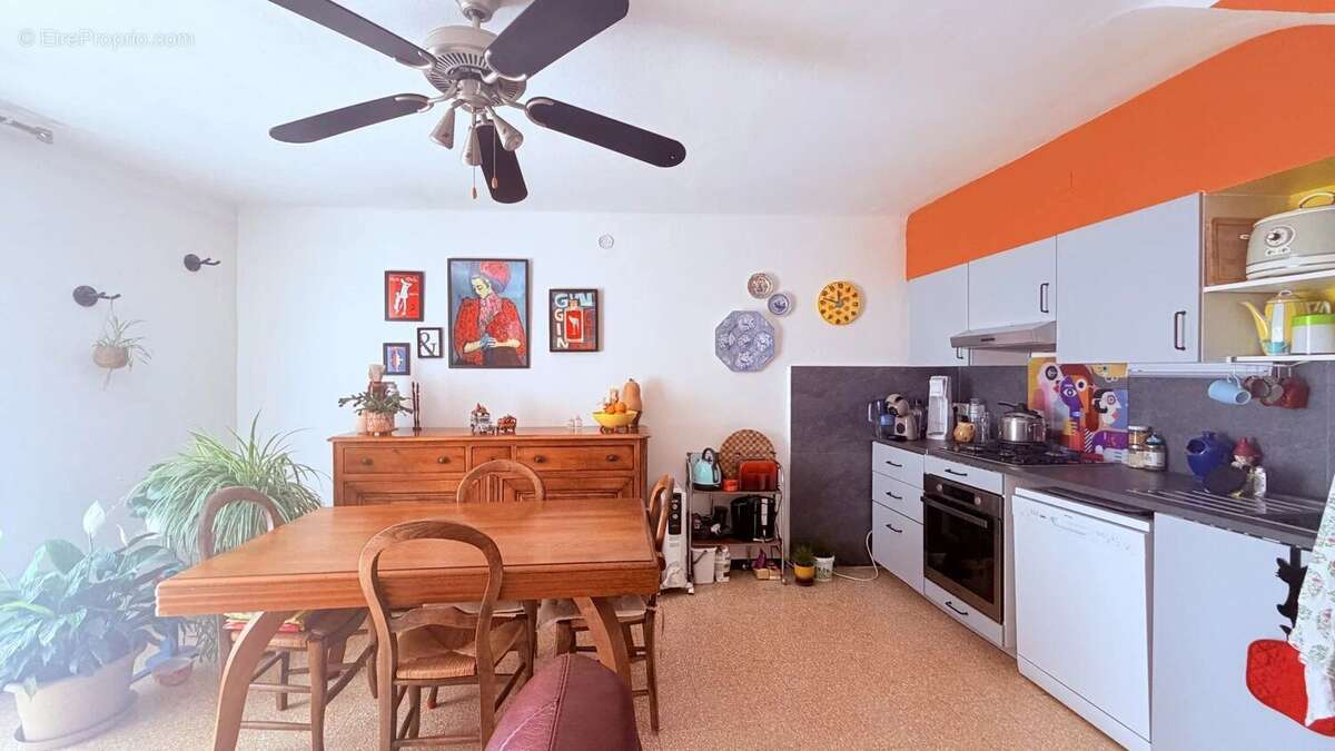 Appartement à POURRIERES