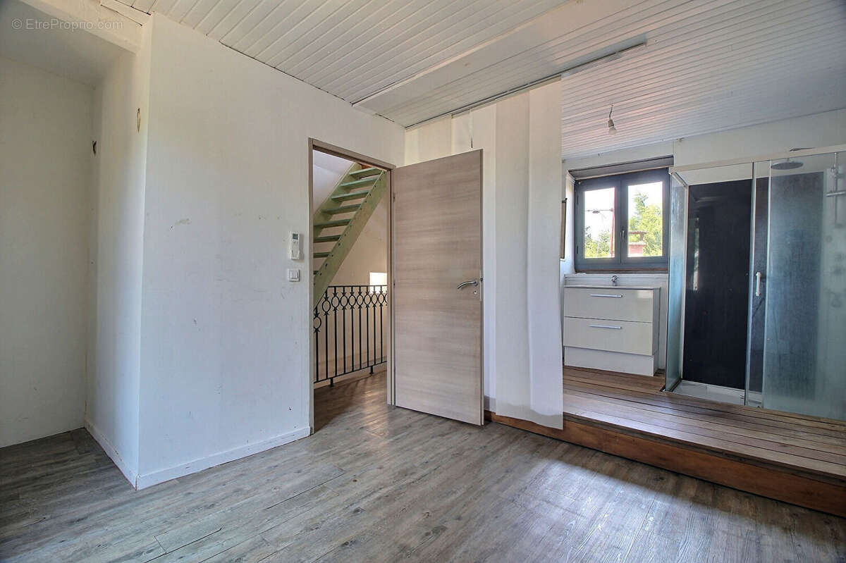 Maison 140m² à saint-georges-sur-allier - photo 9