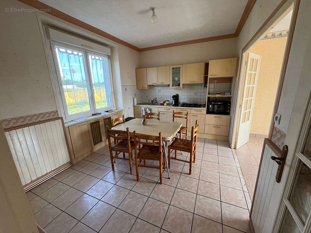 Maison à PLOUGUERNEAU