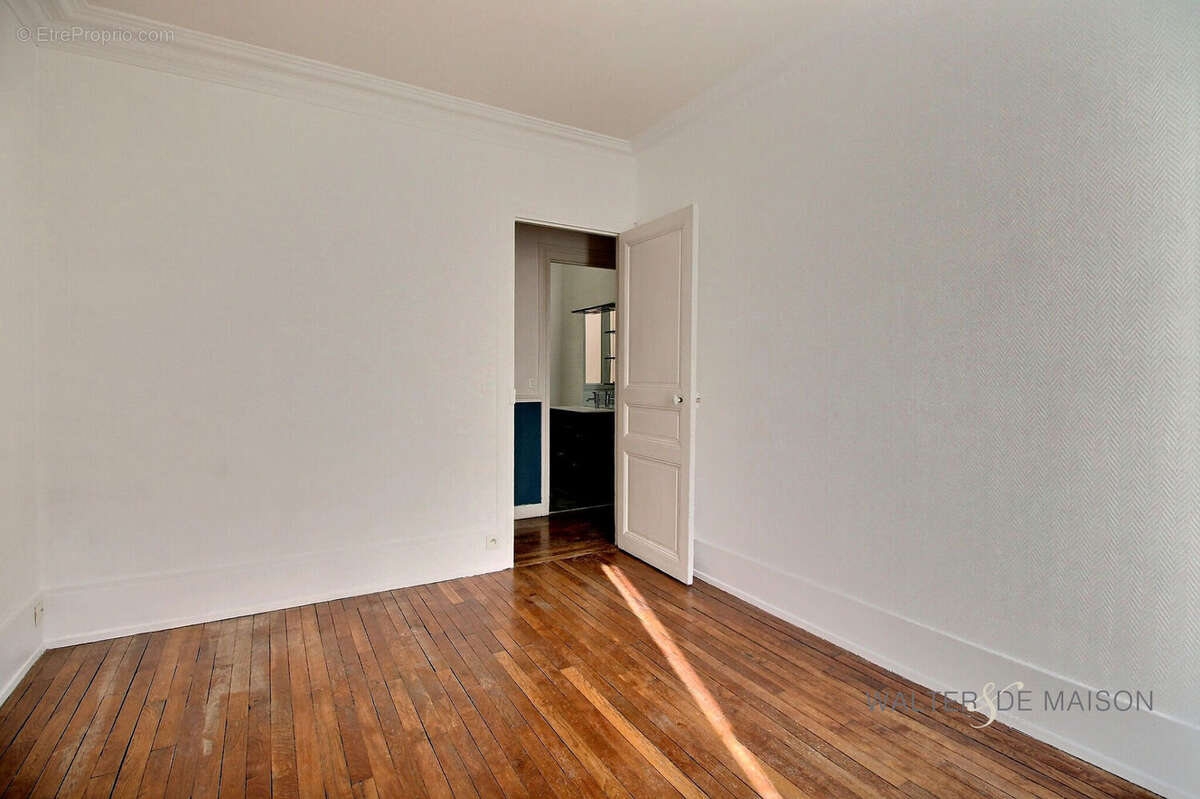 Appartement à LEVALLOIS-PERRET