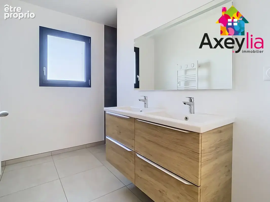 A vendre- côte roannaise - maison neuve de plain-pied 4 chambres sur terrain de 851 m2 - photo 14