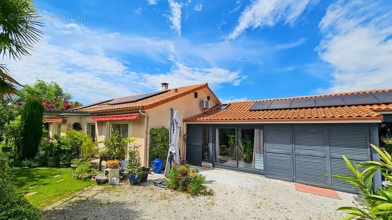 Maison de plain-pied – 132 m² avec garage– Terrain 1 000 m² – Économique et immédiatement habitable à vendre 5 pièces MOMERES (6 - photo 3