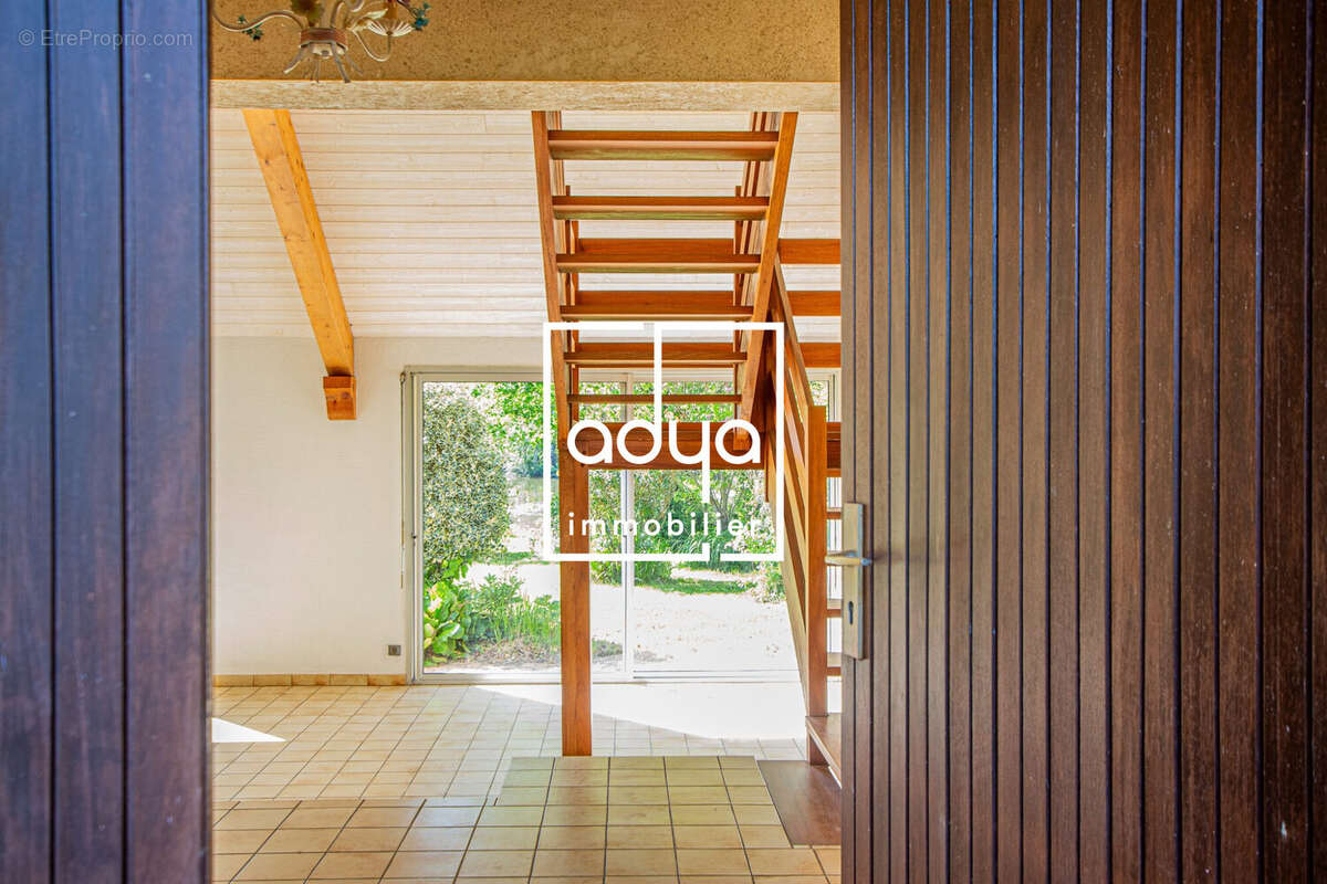 Maison à LA POUEZE