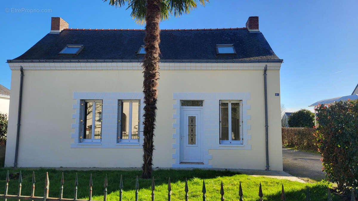 Maison à SAINT-GEREON