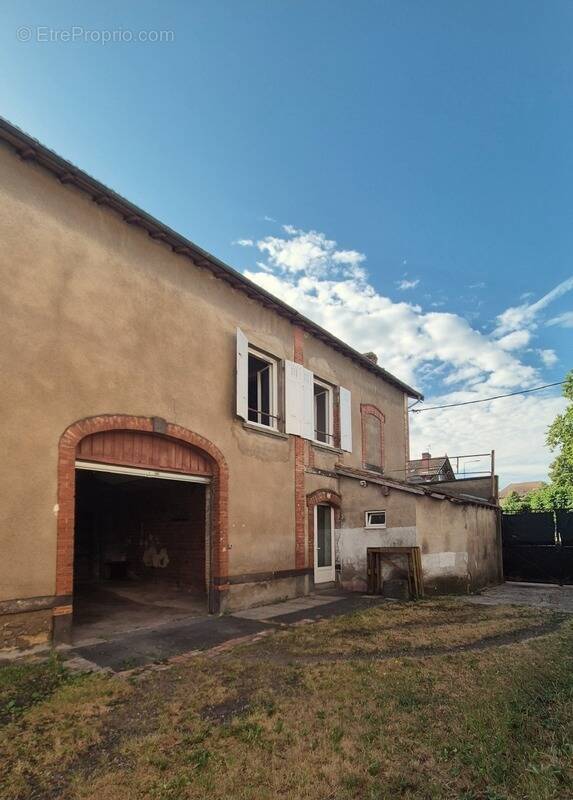 Maison à VERTAIZON