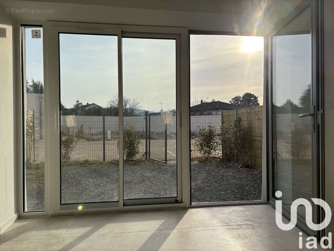 Photo 3 - Appartement à LENTILLY