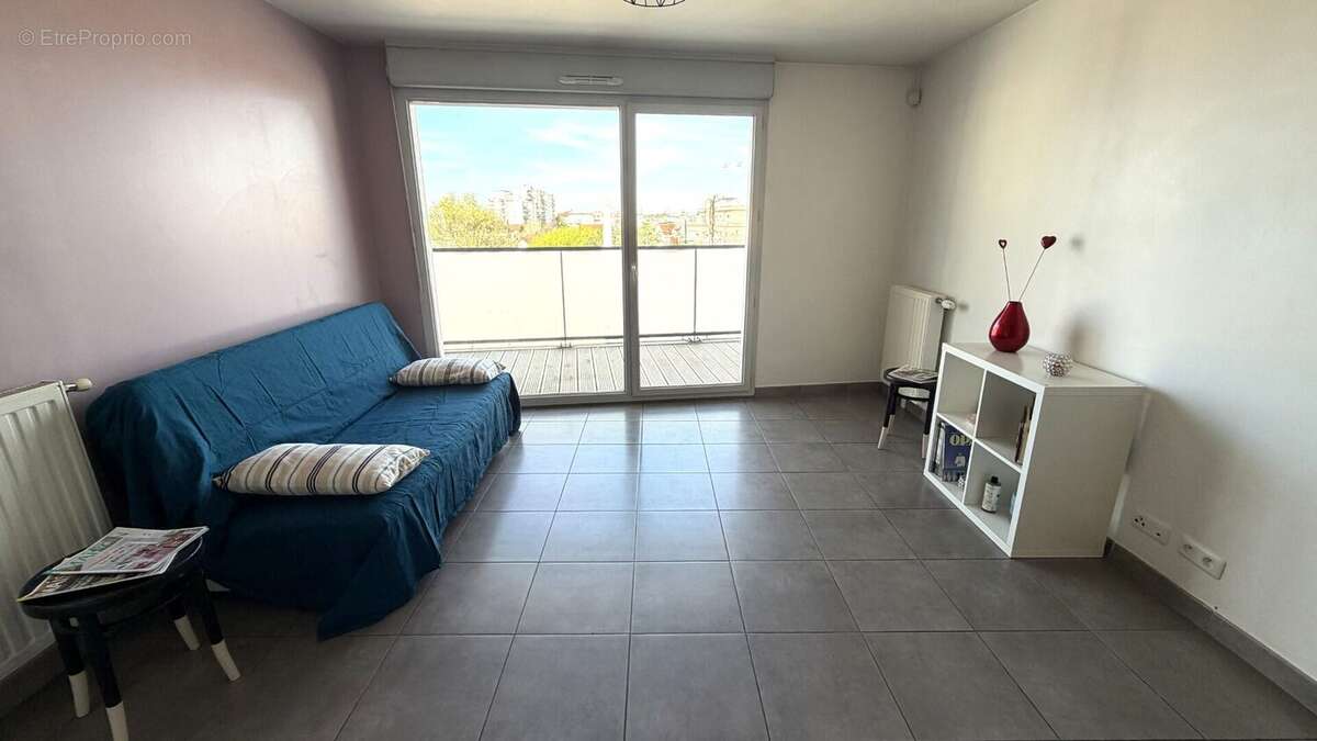 Appartement à LE BOURGET
