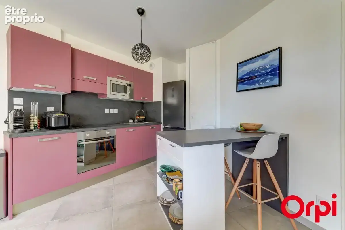Appartement T2 de 40 m2 avec balcon et garage  À Vendre - photo 8