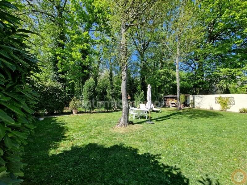 Maison à SAINT-GERMAIN-LES-ARPAJON