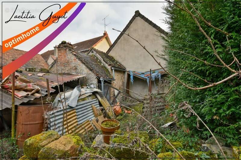 Maison à SOUVIGNY